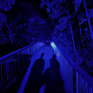 俄罗斯女人与狗性交
